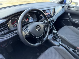 Volkswagen Polo Volkswagen Polo 1.0 TSI R-Line 116PK DSG ACC CARPLAY - afbeelding nr 2