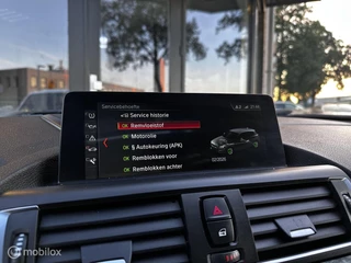 BMW 1 Serie BMW 1-serie 118i High Executive|PANO|KEYLESS|CARPLAY| - afbeelding nr 26