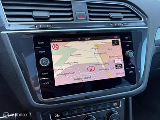 Volkswagen Tiguan Volkswagen Tiguan 1.4 TSI ACT R-Line Virtual / Trekh. / Pano - afbeelding nr 19