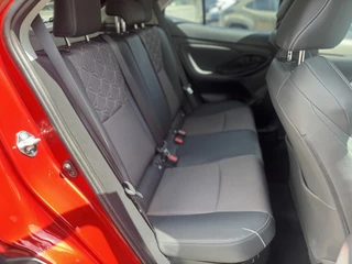 Toyota Yaris Cross Toyota Yaris Cross 1.5 Hybrid 115 Executive Edition 360 graden camera, Elektrische achterklep, Navigatie , All-in Rijklaarprijs - afbeelding nr 13