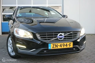 Volvo V60 Volvo V60 2.0 T4 190pk Kinetic XENON/NAVIGATIE/TREKHAAK/PDC - afbeelding nr 8