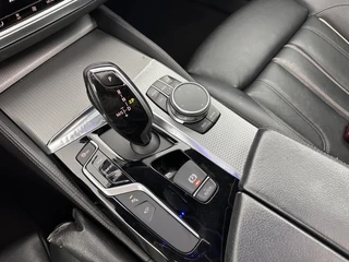 BMW 5 Serie BMW 5 Serie 520d xDrive High Executive Aut. *PANO | FULL-LEATHER | FULL-LED | HEAD-UP | DIGI-COCKPIT | NAVI-FULLMAP | TOP-VIEW | MEMORY-PACK | ECC | PDC | CRUISE | 20''ALU | TOWBAR* - afbeelding nr 15