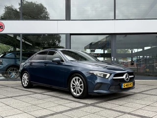 Mercedes-Benz A-Klasse Mercedes-Benz A-klasse 180 Aut. Luxury M-BUX | LED | Navi | Camera | Carplay | - afbeelding nr 2