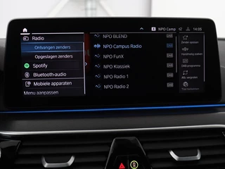 BMW 5 Serie BMW 5-serie 530e xDrive M Sport | Leder |  Stoel & stuurverwarming | Sfeerverlichting | Adaptief LED | Carplay | Camera | Live cockpit | Navigatie - afbeelding nr 33