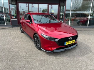 Mazda 3 2.0 E-SA-X LUXURY