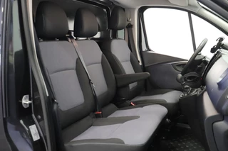 Opel Vivaro - Airco - Navi - Cruise - € 10.900,- Excl. - afbeelding nr 4