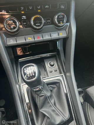 Škoda Karoq Skoda Karoq 1.5 TSI ACT Sportline Business - afbeelding nr 16