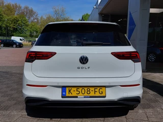 Volkswagen Golf 1.5 TSI 131pk 1st Edition | Origineel NL | Navi | Apple Carplay+Android Auto | Clima | Adap.Cruise | Led Koplampen | Stoel+Stuurwielverwarming | Rijstrook+Licht+Regensensor | Privacy Glass - afbeelding nr 6