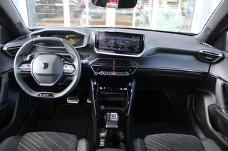 Peugeot 2008 Peugeot 2008 1.2 130PK AUTOMAAT GT PACK | NAVIGATIE | FULL LED KOPLAMPEN | DRAADLOZE APPLE CARPLAY/ANDROID AUTO | ADAPTIVE CRUISE CONTROL | CAMERA VOOR + ACHTER | CLIMATE CONTROL | LICHTMETALEN VELGEN 17
