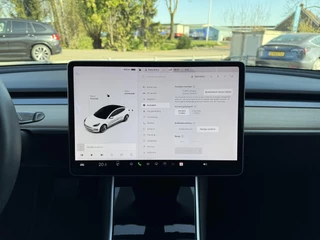 Tesla Model 3 Tesla Model 3 Long Range AWD Dual | Autopilot | Panorama | Trekhaak | - afbeelding nr 22