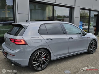 Volkswagen Golf Volkswagen Golf 2.0 TSI GTI Panorama/IQ Light/H&K/Keyless/Camera - afbeelding nr 2
