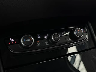 Opel Grandland X Opel Grandland X 1.2 Turbo Business Executive | Automaat | Navigatie | Trekhaak - afbeelding nr 24