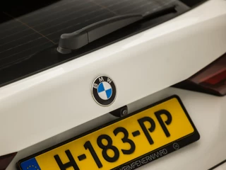 BMW 1 Serie Automaat (VIRTUAL COCKPIT, APPLE CARPLAY, GROOT NAVI, STUUR/STOELVERWARMING, ADAPTIVE CRUISE, LEDER, CAMERA, SPORTSTOELEN, DAB+, GETINT GLAS, NIEUWSTAAT) - afbeelding nr 34