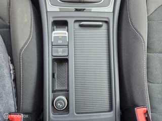 Volkswagen Golf Volkswagen Golf 1.4 TSI Highline, Digi Dash, Carplay, NAP! - afbeelding nr 38