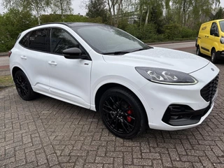 Ford Kuga Ford Kuga 2.5 PHEV ST-Line X 225pk | Black Pack | Adaptive cruise control | Winter Pack | BTW verrekenbaar | 20 inch velgen |  Rode Remklauwen | Zwart dak + Spiegels - afbeelding nr 5