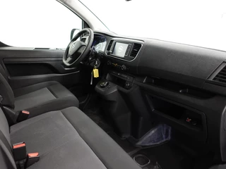 Opel Vivaro Opel Vivaro 2.0 BlueHDi 145PK L3 Automaat Sport-Edition Airco Bluetooth Cruise Control Navigatie Trekhaak - afbeelding nr 42