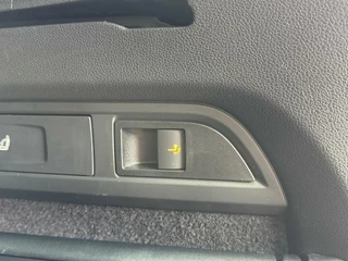 Škoda Kodiaq Skoda Kodiaq 1.5 TSI Sportline Automaat | Trekhaak uitklapbaar | Navigatiesysteem | Stoelverwarming | Stuurverwarming | Getint glas | Cruise control | 20 inch lichtmetalen velgen | Achteruitrijcamera | Parkeersensoren voor en achter - afbeelding nr 54