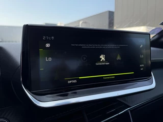 Peugeot 208 Peugeot 208 1.2 PureTech GT-LINE | SFEERVERLICHTING | 360 CAMERA | APPLE CARPLAY | AUTOMAAT - afbeelding nr 17