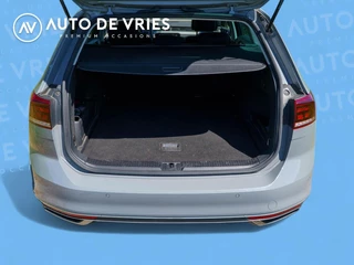 Volkswagen Passat Volkswagen Passat Variant 1.4 TSI 218pk PHEV GTE Business | Full LED | Carplay | Camera | Trekhaak - afbeelding nr 42
