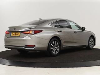 Lexus ES Lexus ES 300h Comfort Line | Schuifdak | Leder |  Stoelverwarming | Adaptive cruise | Carplay | Camera | Memory | Keyless | Full LED - afbeelding nr 36
