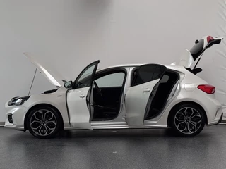 Ford Focus Ford Focus 1.0 EcoBoost Titanium Business | Automaat | ST Line | Camera | Carplay - afbeelding nr 4