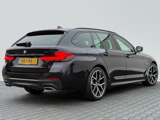 BMW 5 Serie BMW 5-serie Touring 530e M-Sport | Panoramadak | Leder | Driving Assist Prof | Trekhaak - afbeelding nr 3