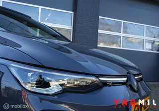 Volkswagen Golf Volkswagen Golf 1.5 eTSI R-Line BOMVOL HEADUP PANO DEALER ONDERHOUDEN - afbeelding nr 32