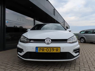 Volkswagen Golf Volkswagen Golf 1.5 TSI R-Line Ecc Navi Adapt Cruise 2x Pdc 2017 - afbeelding nr 2