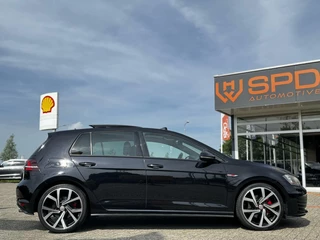 Volkswagen Golf Volkswagen Golf 2.0 TSI GTI|300PK|Pano|Adaptive cruise|Leder - afbeelding nr 9