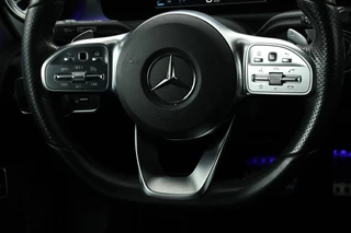 Mercedes-Benz A-Klasse Mercedes-Benz A-klasse 250e AMG Night | Carplay | Stoelverwarming |  Camera | Leder/Alcantara | Full LED | Sfeerverlichting | Park Assist | Navigatie - afbeelding nr 9