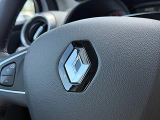 Renault Clio Renault Clio TCe 90 Limited Navi Airco Bluetooth Cruise - afbeelding nr 25
