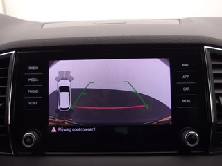 Škoda Karoq CAMERA / STOELVERW / CARPLAY / NAVI / CLIMA / PDC / NL-AUTO - afbeelding nr 10