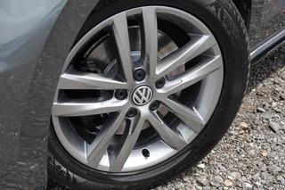 Volkswagen Touran Volkswagen Touran 1.5 TSI R-line 7pers. CAMERA STOELVERW. - afbeelding nr 11