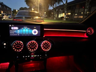 Mercedes-Benz A-Klasse Mercedes-Benz A-klasse A250 AUT AMG LED Pano Widescreen Navi - afbeelding nr 40