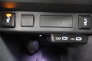 Toyota Yaris Cross Toyota Yaris Cross 1.5 Hybrid 130 First Edition MY24 | Stoelverwarming - afbeelding nr 13