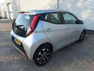 Toyota Aygo Toyota Aygo 1.0 VVT-i x-play Automaat, airco,achteruitrijcamera,Apple Carplay/dab, - afbeelding nr 6
