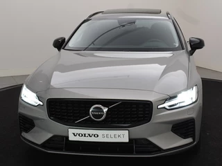 Volvo V60 Volvo V60 T6 PLUG-IN HYBRID ULTRA DARK SCHUIFDAK FULL-LED HEAD-UP DISPLAY - afbeelding nr 6