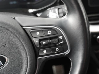 Kia Niro Kia Niro 1.6 GDi Plug-in Hybrid DynamicPlusLine - Navigatie - Camera - Stoelverwarming - LED koplampen - JBL - Trekhaak - Fabrieksgarantie tot 11-2027 - afbeelding nr 32