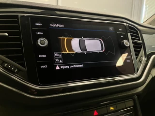 Volkswagen T-Roc Volkswagen T-Roc Sport 1.5TSi | Navigatie | LED | Climate control | ACC | - afbeelding nr 20