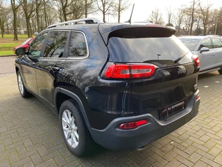 Jeep Cherokee Jeep Cherokee 2.4 LATITUDE NAVI AIRCO Camera - afbeelding nr 4