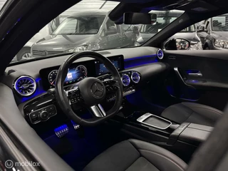 Mercedes-Benz A-Klasse Mercedes A-klasse 250 e AMG Line BOMVOL! Pano|Ambient|BLACK! - afbeelding nr 12