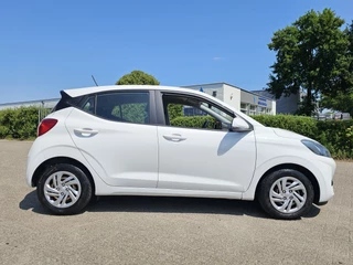 Hyundai i10 Hyundai i10 1.0 Comfort, Carplay! Apk 3-2027! Zondag OPEN! - afbeelding nr 7