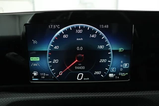 Mercedes-Benz A-Klasse Mercedes-Benz A-klasse 250e AMG Night | Carplay | Stoelverwarming |  Camera | Leder/Alcantara | Full LED | Sfeerverlichting | Park Assist | Navigatie - afbeelding nr 31
