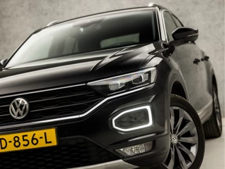 Volkswagen T-Roc (DIGITAL COCKPIT, APPLE CARPLAY, GROOT NAVI, CLIMATE, LEDER, SPORTSTOELEN, ADAPTIVE CRUISE, SFEERVERLICHTING, MODE KNOP, LED KOPLAMPEN, PARKEERSENSOREN, NIEUWE APK, NIEUWSTAAT) - afbeelding nr 16