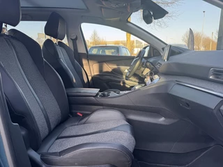 Peugeot 5008 Peugeot 5008 1.2 PureTech Allure 7 Persoons,Automaat,Trekhaak,Pano,Navi,Stoelverwarming,Clima,Cruise,131pk,Halfleder,Pdc V+A,Lmv 18'',Apk tot 10-2025 - afbeelding nr 9