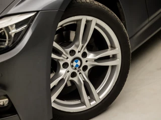 BMW 3 Serie Automaat (PANORAMADAK, M PAKKET, GROOT NAVI, VIRTUAL COCKPIT, STOELVERWARMING, LEDEREN SPORTSTOELEN, PARKEERSENSOREN, GETINT GLAS, ZWART HEMEL, NIEUWSTAAT) - afbeelding nr 36