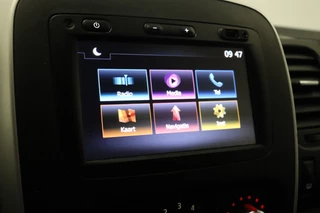 Renault Trafic - Airco - Cruise - Navi - € 12.900 - Excl. - afbeelding nr 9