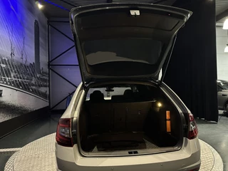 Škoda Octavia Skoda Octavia Combi 2.0 TSI RS 245 *Full Options*Concaver Wheels*Milltek*TopStaat* - afbeelding nr 30