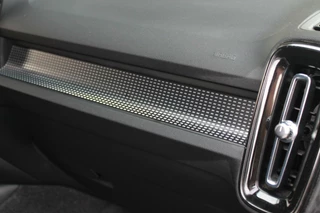 Volvo XC40 Volvo XC40 T4 Recharge R-Design | Parkeercamera | Glossy Black | Keyless - afbeelding nr 33