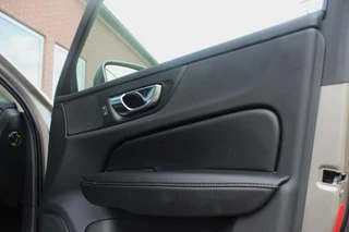 Volvo V60 ➡️ Volvo V60 2.0 B3 Momentum Advantage | 1e eigenaar | BTW auto | Origineel NL | LED | Camera | 17 inch | Cruise-control | PDC | DAB | 163 pk | Lane assist | Rij-modus | - afbeelding nr 30